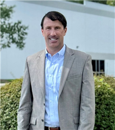 Bryan B Everett, SIOR